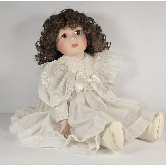 Beth Mullins Fine Porcelain Doll White Victorian Era Franklin Heirloom 1991 - Picture 1 of 11